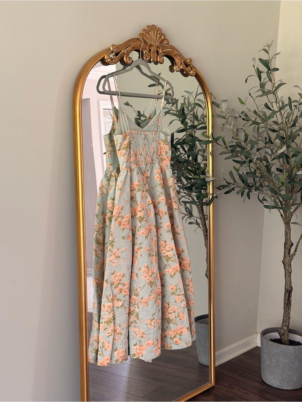 ARITZIA Wilfred Technique Linen Dress in Agave Green/Soft Peach - Picture 7 of 8